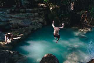 Cliff Diving Hawaii 2024: The Ultimate Hawaiian Cliff Jump Adventure Guide
