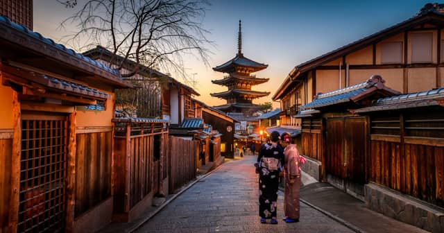 Kyoto, Japan: Complete Guide to Ancient Temples & Modern Culture