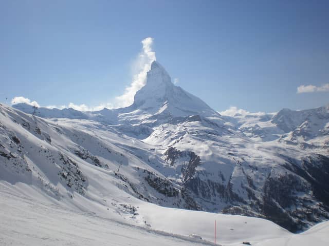 Snowboarding Zermatt Switzerland: Ultimate Alpine Riding Experience
