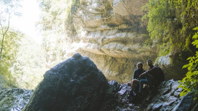 Caving Borneo Malaysia: Ultimate Underground Adventure Guide