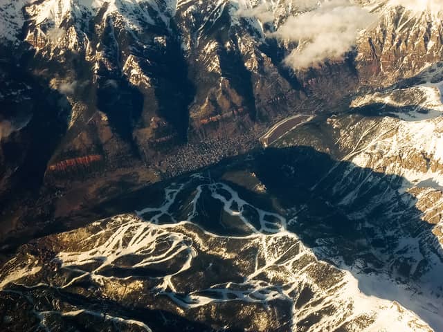 Snowboarding Telluride USA: Ultimate Colorado Mountain Adventure