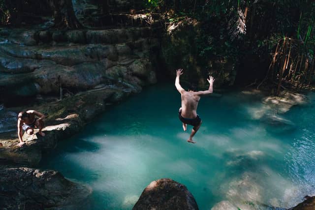 Cliff Diving Hawaii: The Ultimate Hawaiian Cliff Jump Adventure Guide